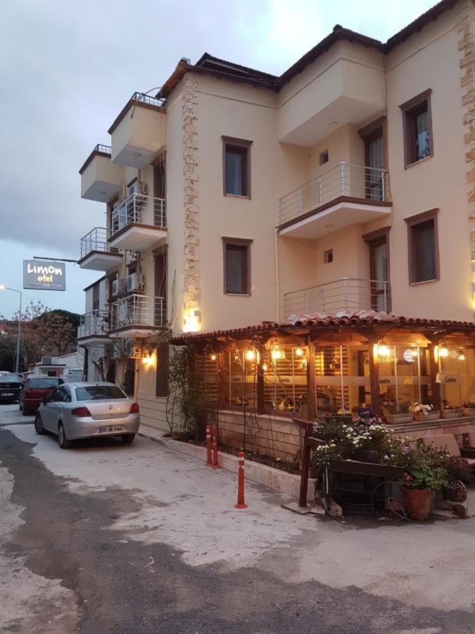 Limon Otel Foça Exteriör bild